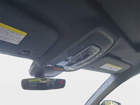 Used 2024 Audi Q8 e-tron Premium Plus image 25