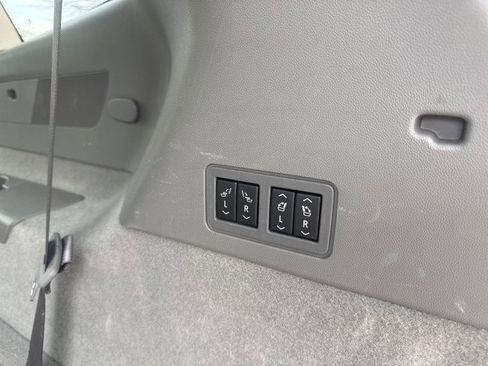 Used 2023 Cadillac XT6 Premium Luxury w/ Technology Package image 50