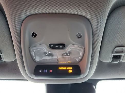 Used 2023 Chevrolet TrailBlazer LT w/ Convenience Package image 35