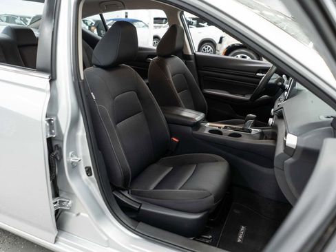 Used 2019 Nissan Altima 2.5 S AWD/4WD image 10