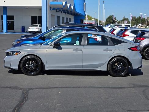 Used 2025 Honda Civic Sport image 7