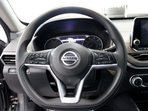 Used 2022 Nissan Altima 2.5 image 16