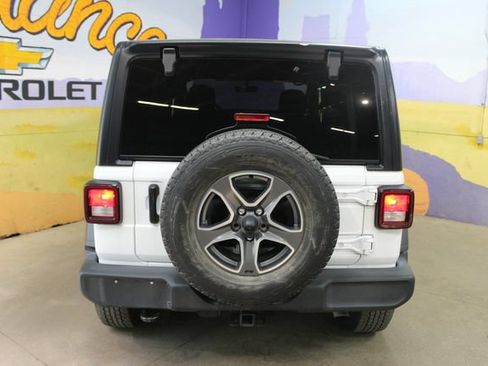 Used 2022 Jeep Wrangler Unlimited Sport w/ Dual Top Group AWD/4WD image 7
