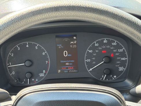 Used 2023 Toyota Corolla Cross L AWD/4WD image 16