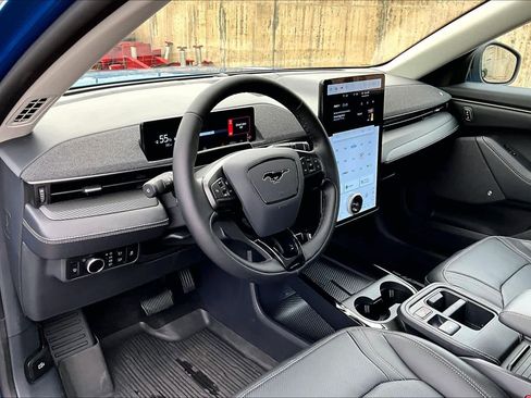 Certified 2025 Ford Mustang Mach-E Premium RWD image 18