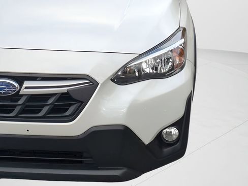 Used 2023 Subaru Crosstrek 2.0i Premium image 12
