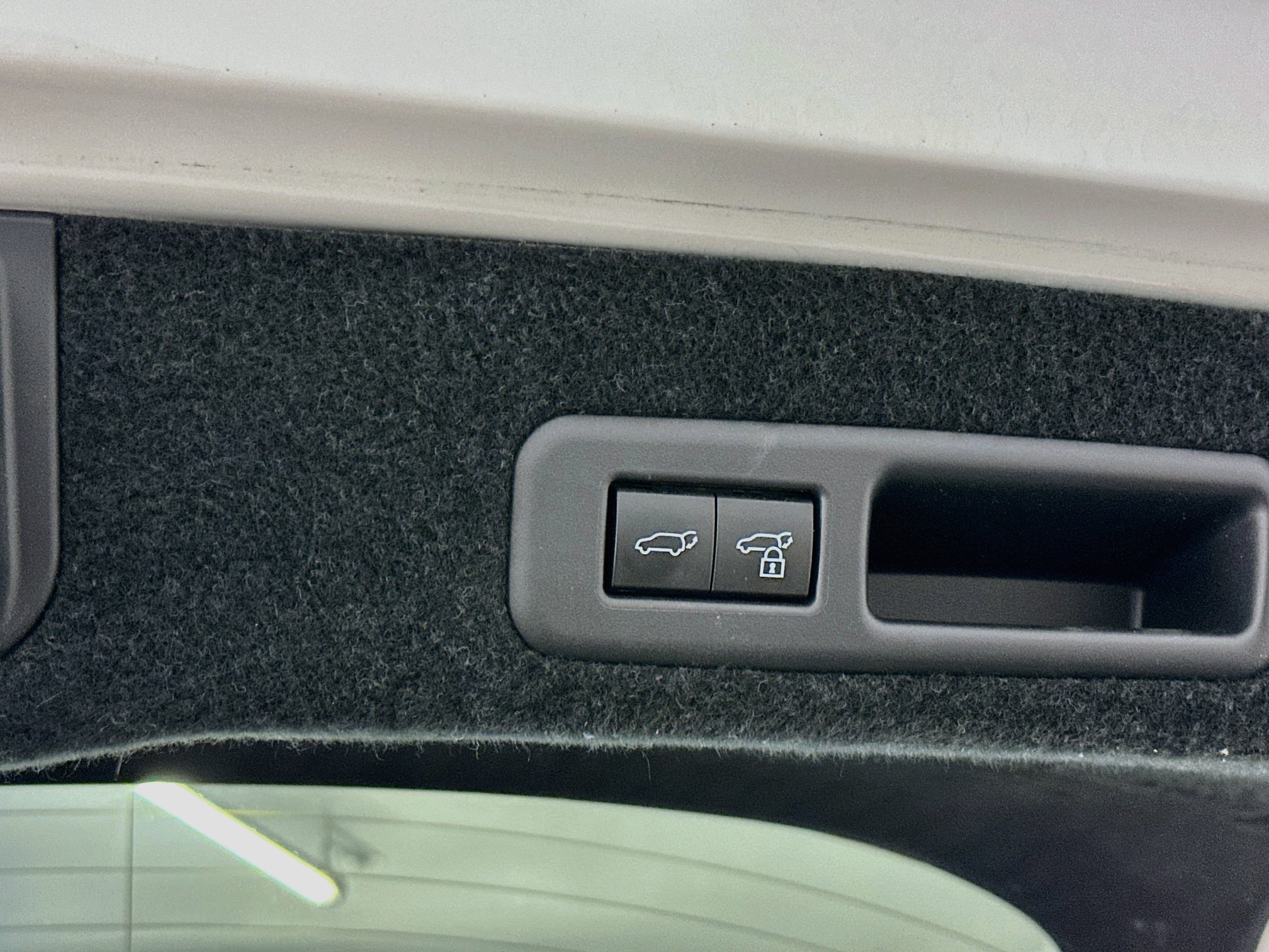 Used 2022 Lexus RX 450h AWD w/ Premium Package image 31
