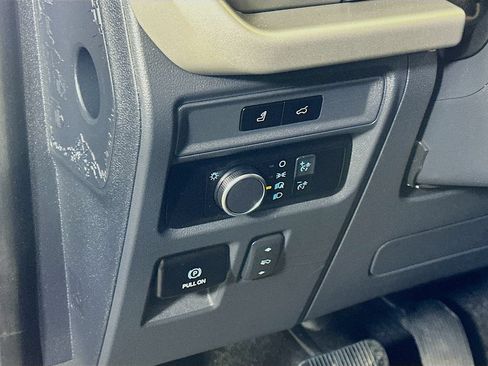Used 2022 Ford Expedition XLT RWD image 23