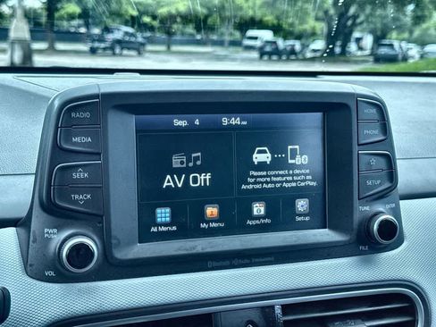 Used 2020 Hyundai Kona SEL FWD image 18