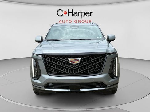Used 2025 Cadillac Escalade Sport Platinum AWD/4WD image 8
