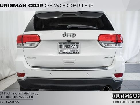 Used 2019 Jeep Grand Cherokee Limited AWD/4WD image 5