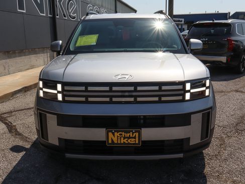 Used 2026 Hyundai Santa Fe SEL AWD/4WD image 2