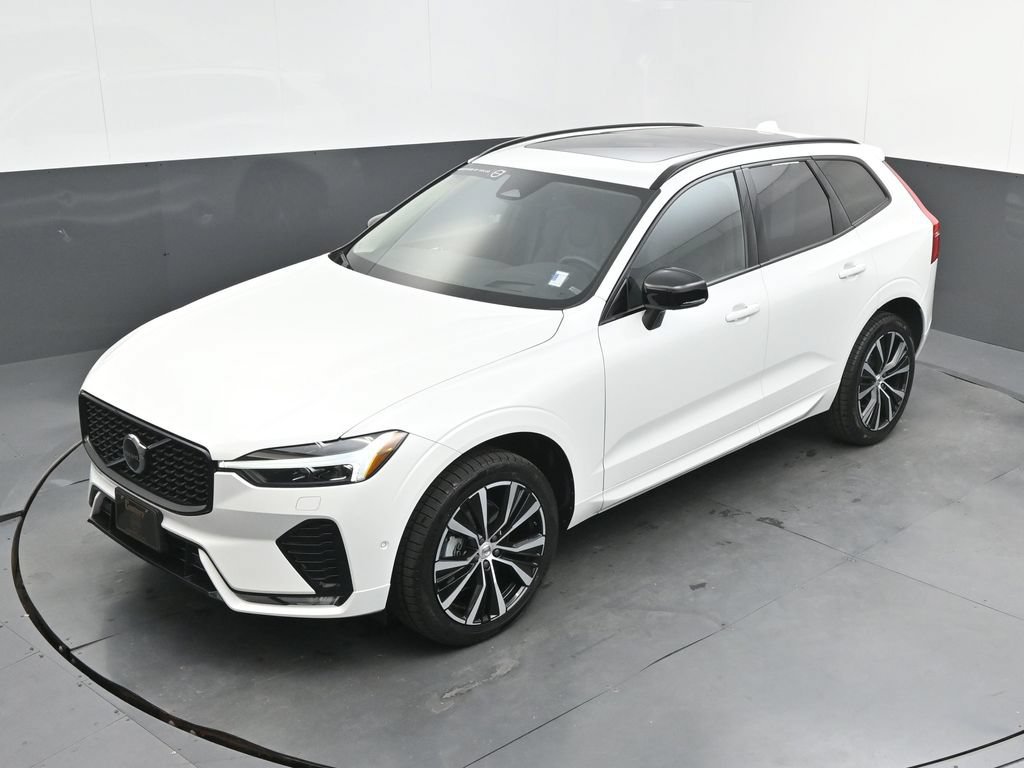 Certified 2024 Volvo XC60 B5 Ultimate w/ Protection Package Premier AWD/4WD image 22