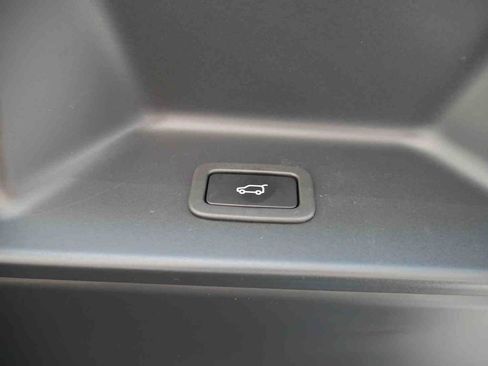 Used 2022 Land Rover Range Rover Westminster Edition AWD/4WD image 11