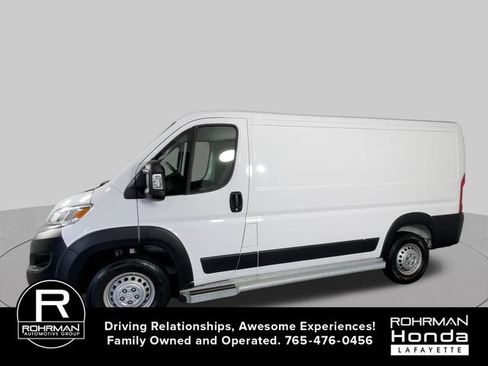 Used 2025 RAM ProMaster 2500 w/ U-Haul Equipment Group FWD image 7