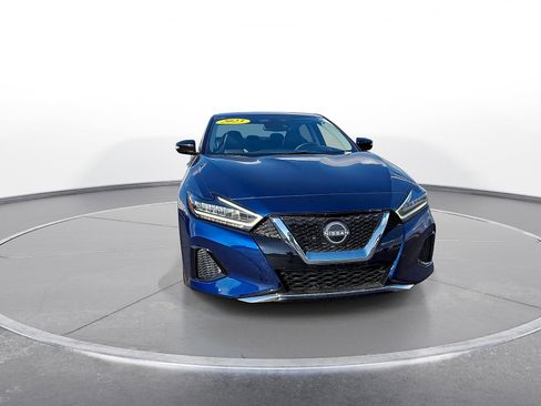 Used 2023 Nissan Maxima SV w/ Floor Mat Group FWD image 2