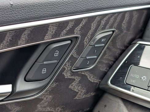 Used 2025 Audi Q7 3.0T Premium Plus image 23