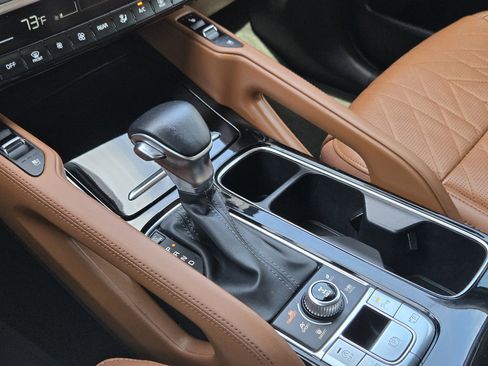 Used 2024 Kia Telluride SX Prestige X-Line image 9