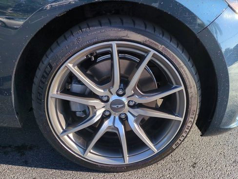 Used 2023 Genesis G70 3.3T image 11