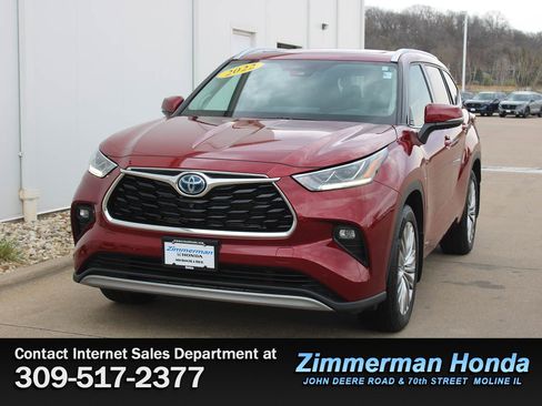 Used 2022 Toyota Highlander Platinum AWD/4WD image 25