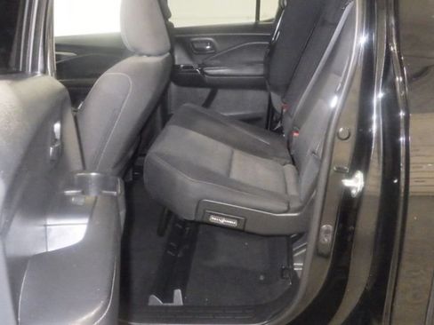 Used 2020 Honda Ridgeline Sport image 8