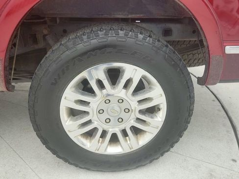 Used 2013 Ford F150 Platinum image 26