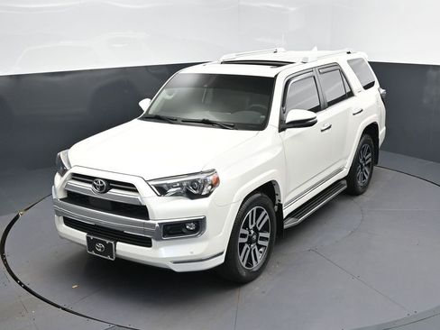 Used 2021 Toyota 4Runner Limited RWD image 30