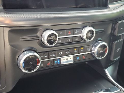 Used 2025 Ford F150 Raptor AWD/4WD image 26