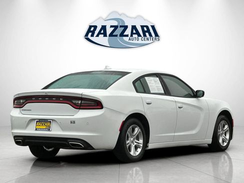 Used 2023 Dodge Charger SXT image 3