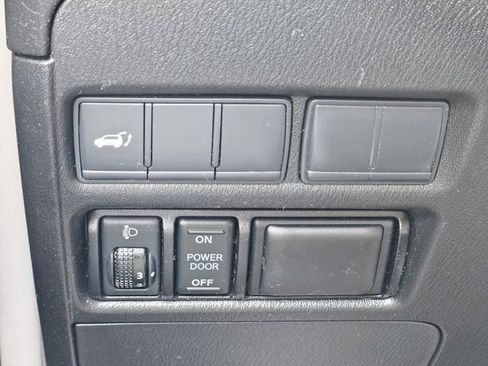 Used 2018 Nissan Armada SL w/ Moonroof Package image 20