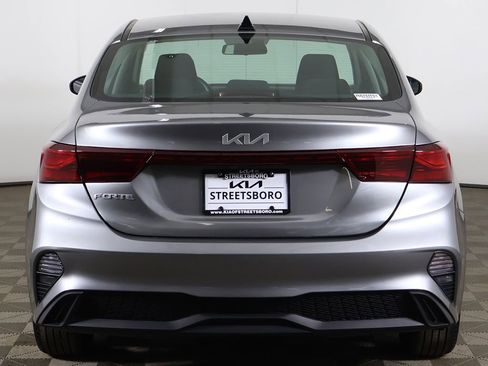 Used 2024 Kia Forte LXS image 10