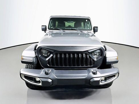 Used 2018 Jeep Wrangler Unlimited Sahara w/ Cold Weather Group image 2