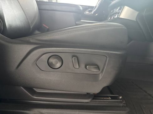 Used 2022 Chevrolet Tahoe Z71 AWD/4WD image 39