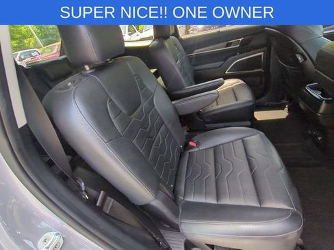 Used 2022 Kia Telluride SX w/ SX Prestige Package AWD/4WD image 36