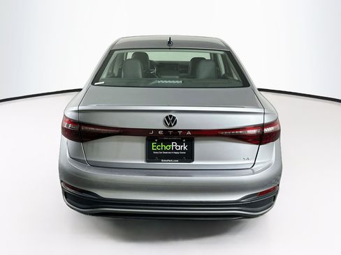 Used 2025 Volkswagen Jetta SE FWD image 7