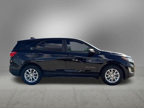Used 2020 Chevrolet Equinox LS FWD image 7