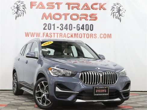 Used 2021 BMW X1 xDrive28i w/ Convenience Package image 3