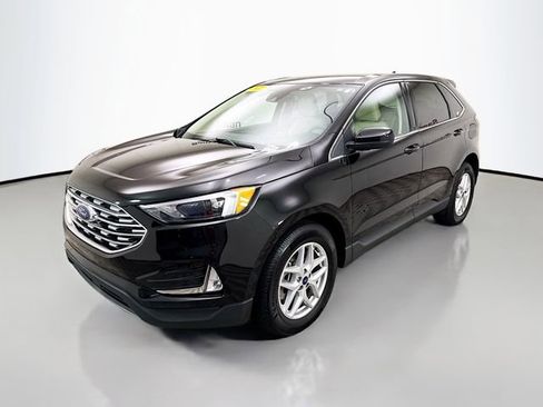 Used 2022 Ford Edge SEL w/ Convenience Package image 3