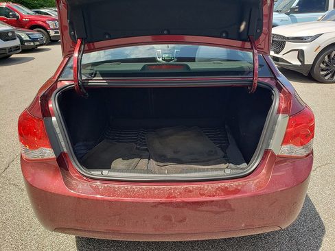 Used 2016 Chevrolet Cruze LT w/ Enhanced Safety Package FWD image 8