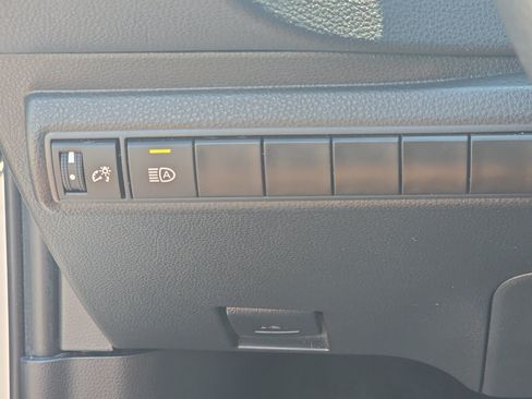 Used 2024 Toyota Corolla LE FWD image 25