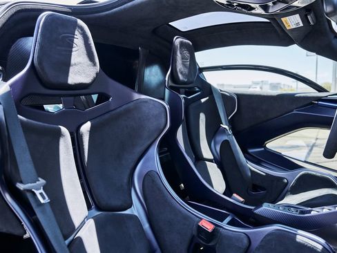 Used 2019 McLaren Senna RWD image 49