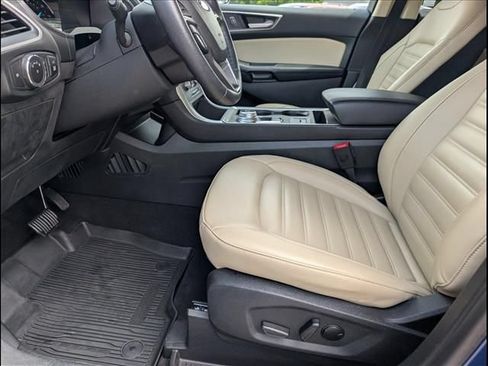 Used 2023 Ford Edge SEL w/ Convenience Package AWD/4WD image 9