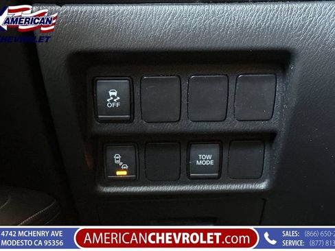 Used 2019 Nissan Pathfinder SV FWD image 37