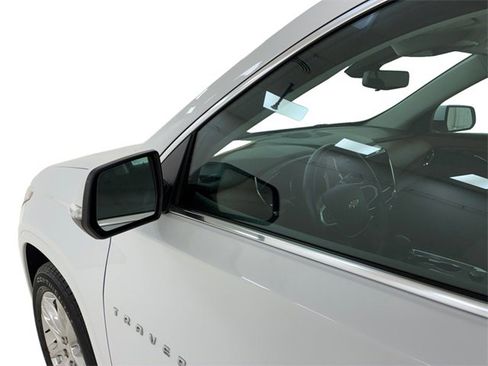 Used 2021 Chevrolet Traverse High Country image 10