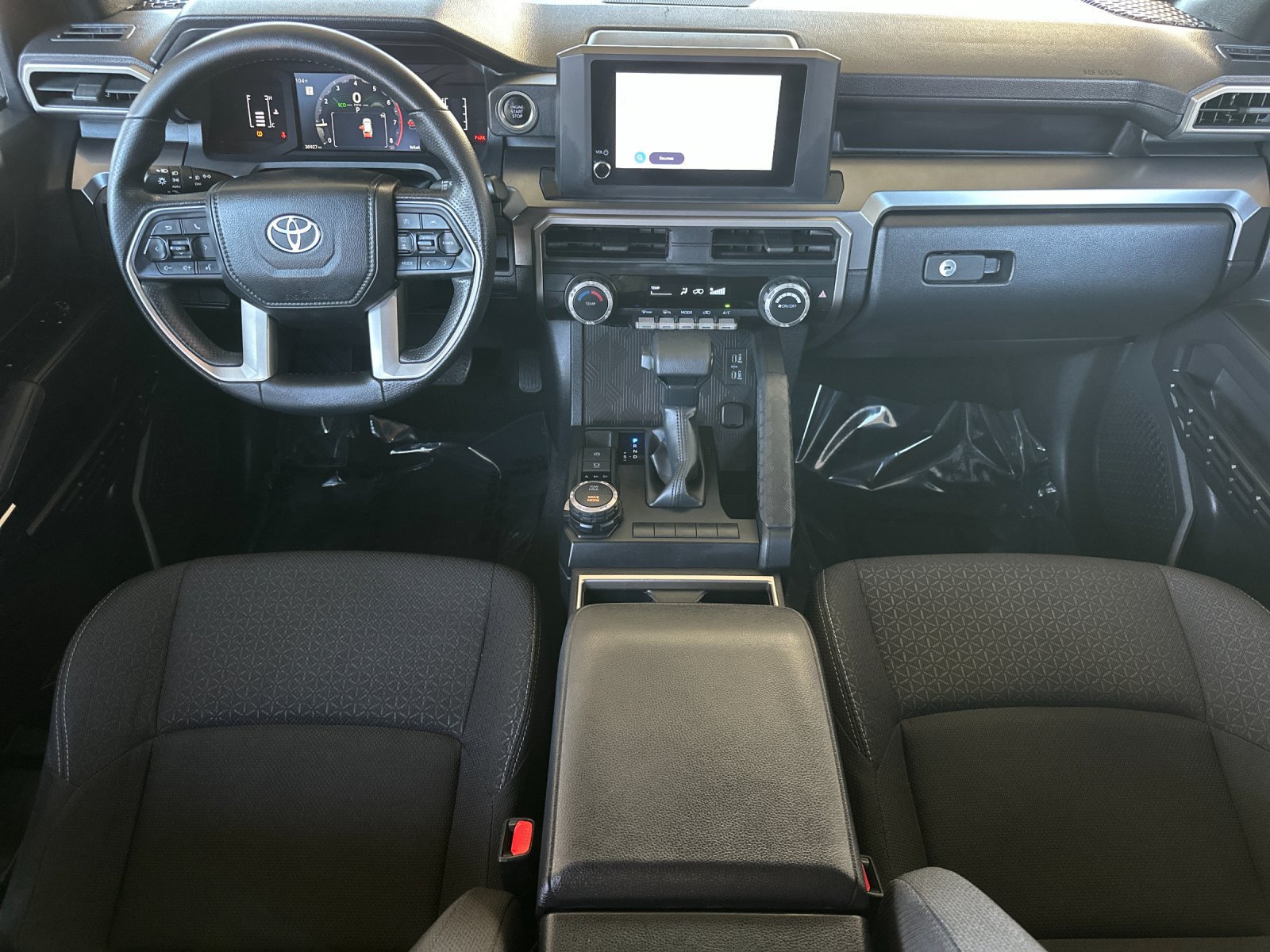 Used 2025 Toyota 4Runner SR5 AWD/4WD image 12