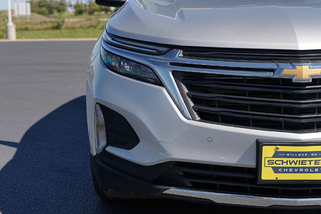 Used 2022 Chevrolet Equinox LT FWD image 4