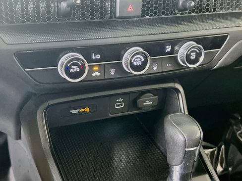 Used 2023 Honda CR-V LX image 15
