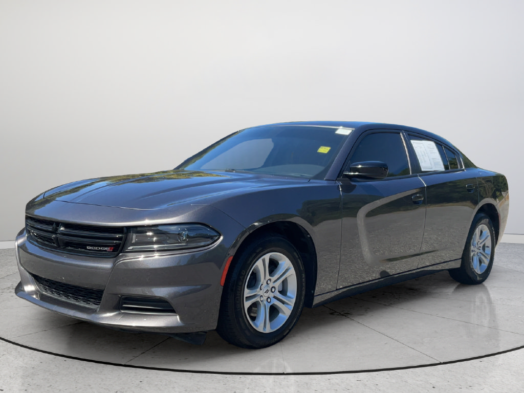 Used 2023 Dodge Charger SXT RWD image 4