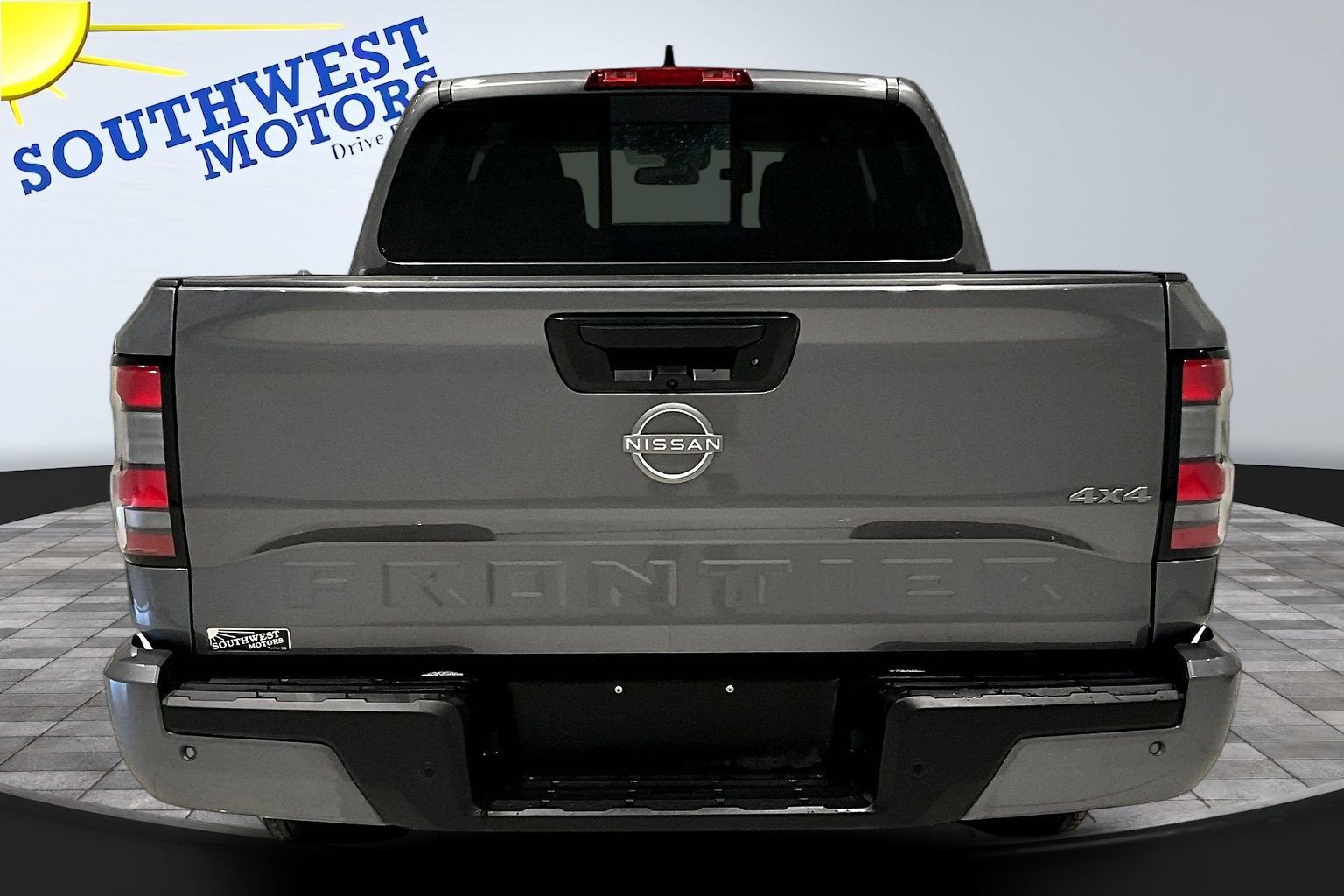 Used 2026 Nissan Frontier SV AWD/4WD image 6