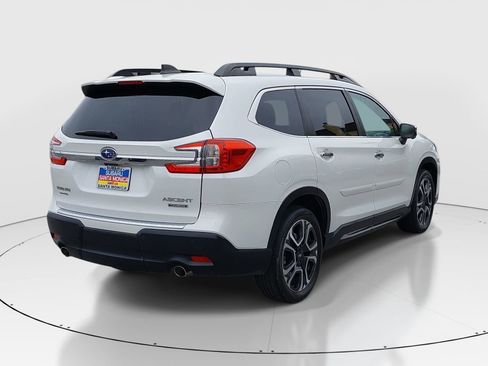 Used 2023 Subaru Ascent Touring AWD/4WD image 7